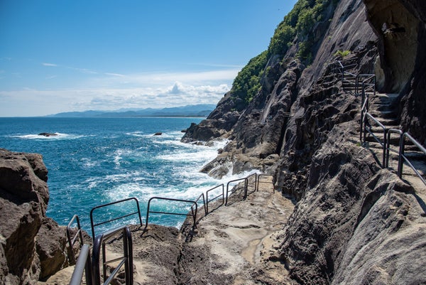 <ハイク中級>『熊野古道・伊勢路「馬越峠」「松本峠」ハイキングと絶景の鬼ヶ城通り抜け 2日間』【新大阪出発】1